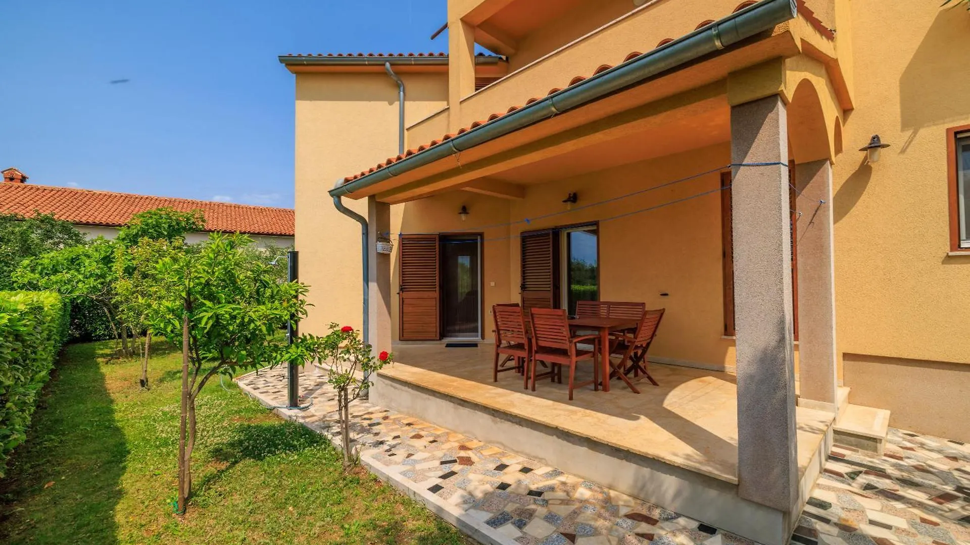 Appartement House Luigi Blue And Green In One Place Valbandon Croatie